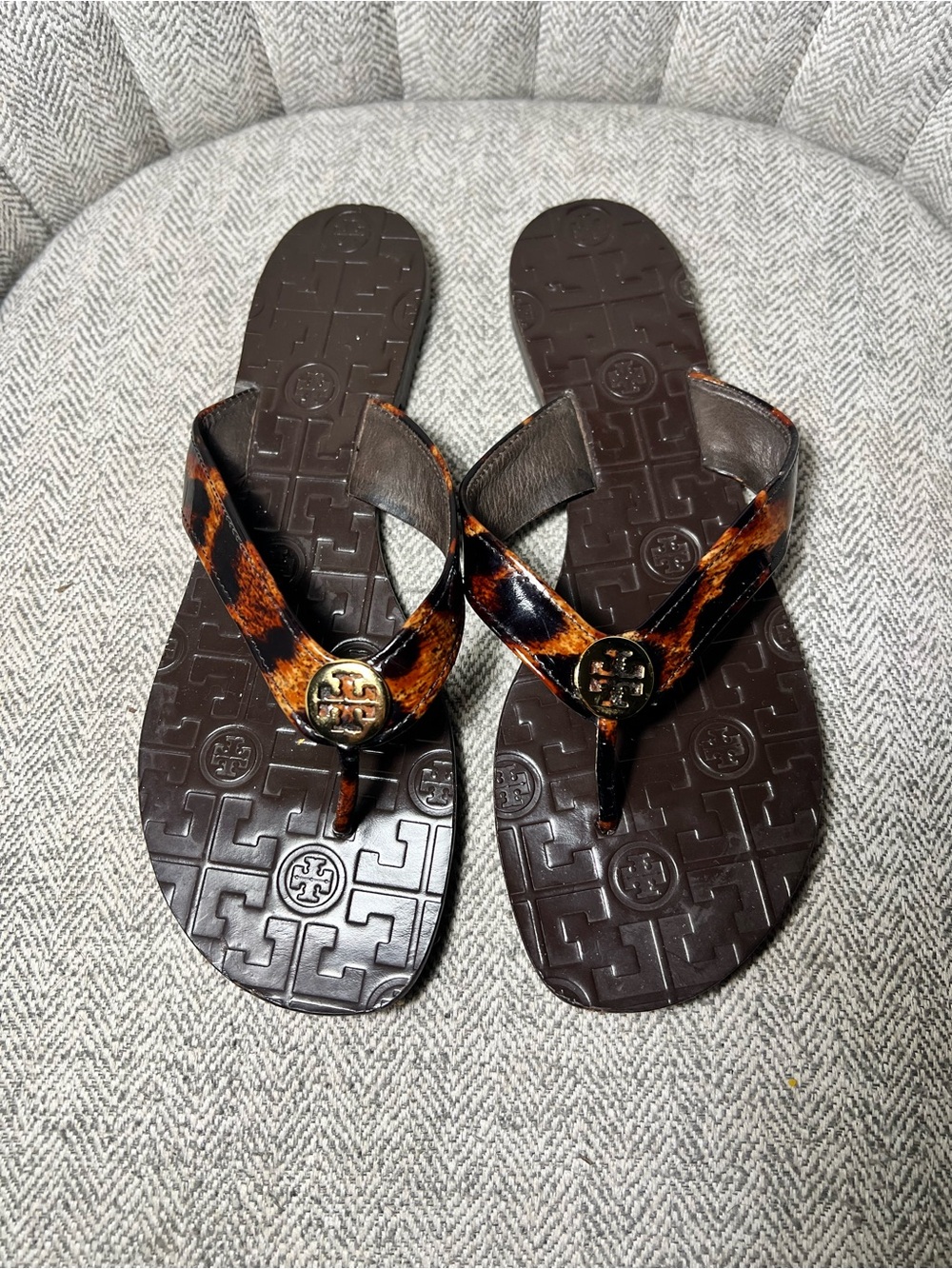 Tory Burch Brown Leopard-Print Logo Thong Sandals size 9